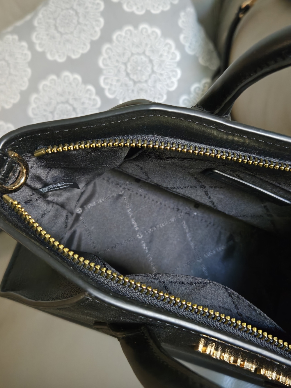 Michael Kors Black Structured Leather Satchel with Wallet NWOT - Picture 6 of 16